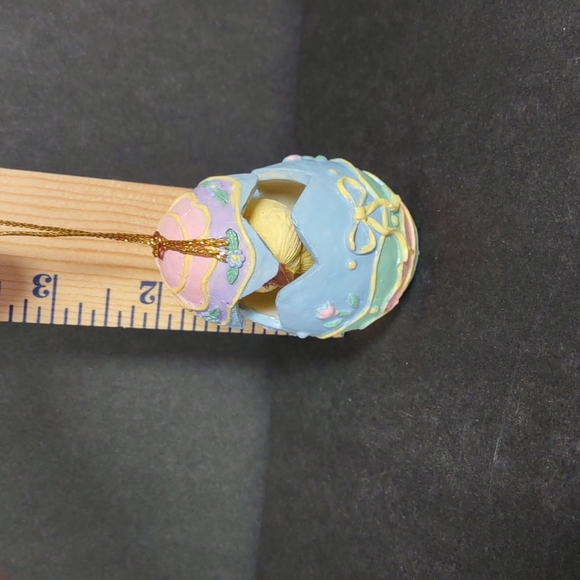 Easter Pop-Up Egg Ornament "Chick" - Picture 4 of 5